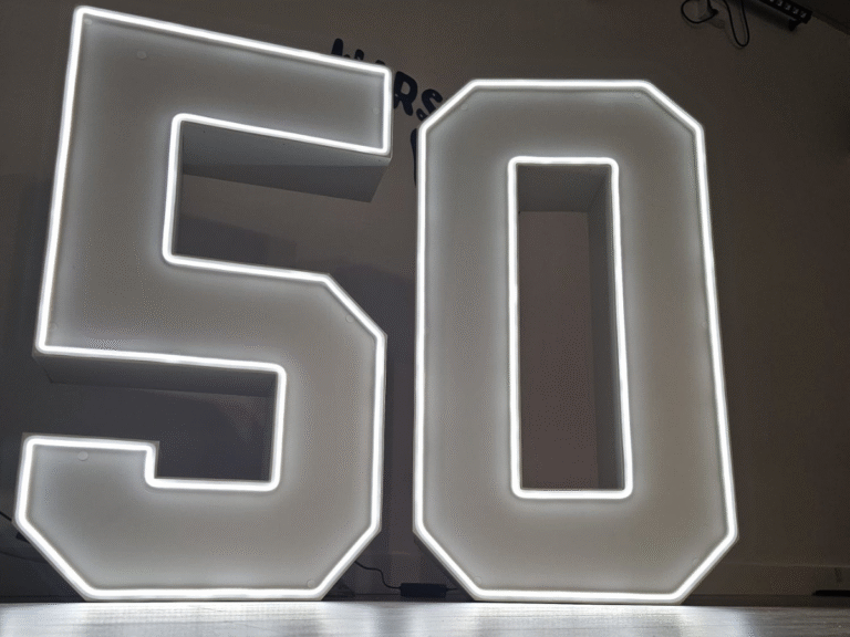 cyfry LED na urodzinach 50tka