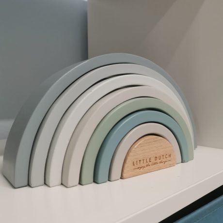 tęcza montessori w bawialni na wynajem mobilna bawialnia